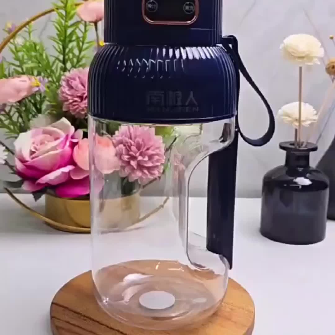 Portable Fruit Juicer Blender With Rechargeable Battery