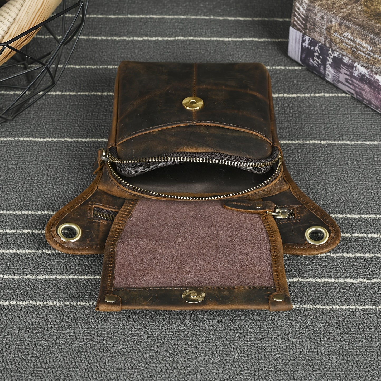 Men's Vintage Leather Sling Bag for Casual Travel