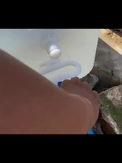 Portable Water Storage Tank With Faucet And Hose Camping