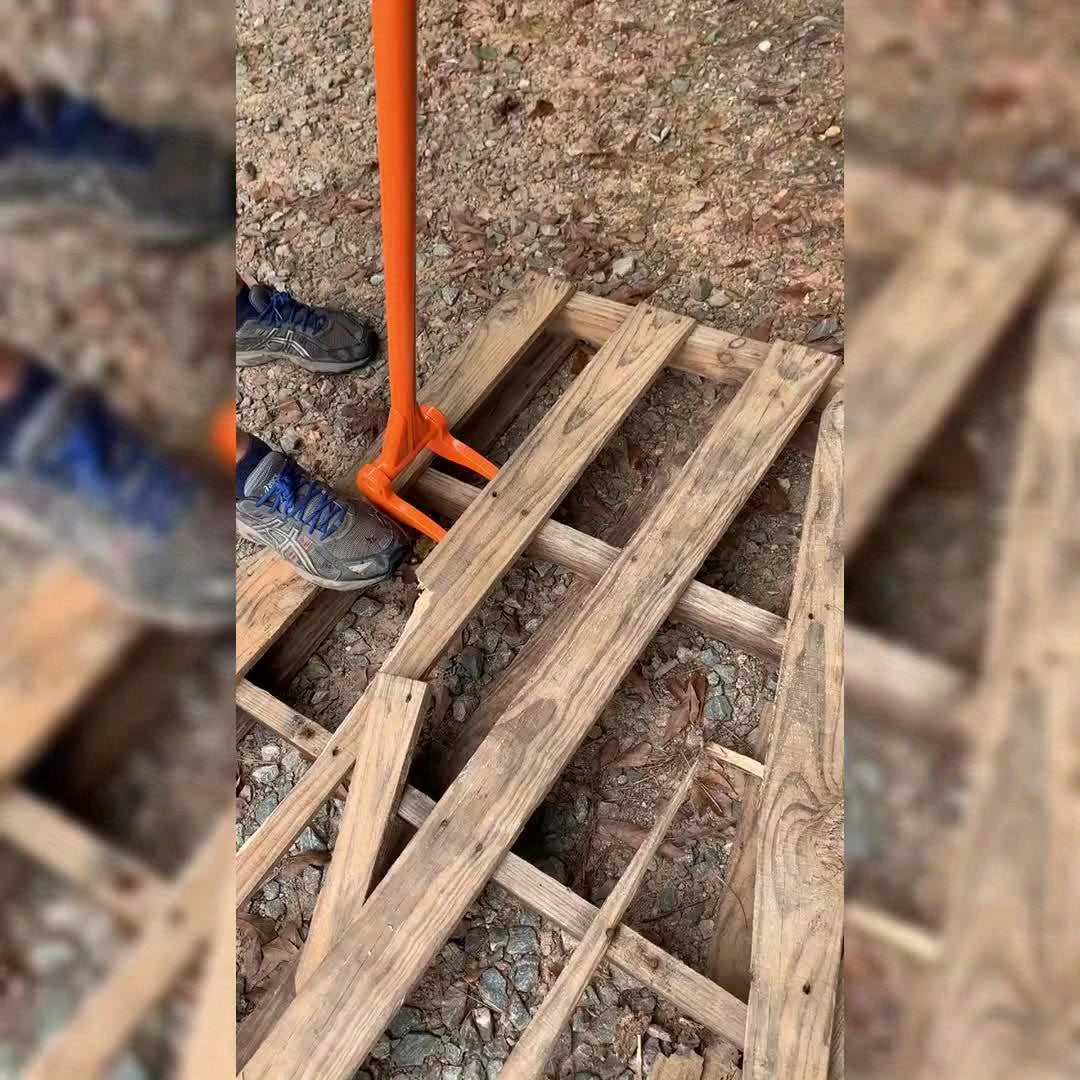Heavy-Duty Steel Pallet Buster with Non-Slip Handle