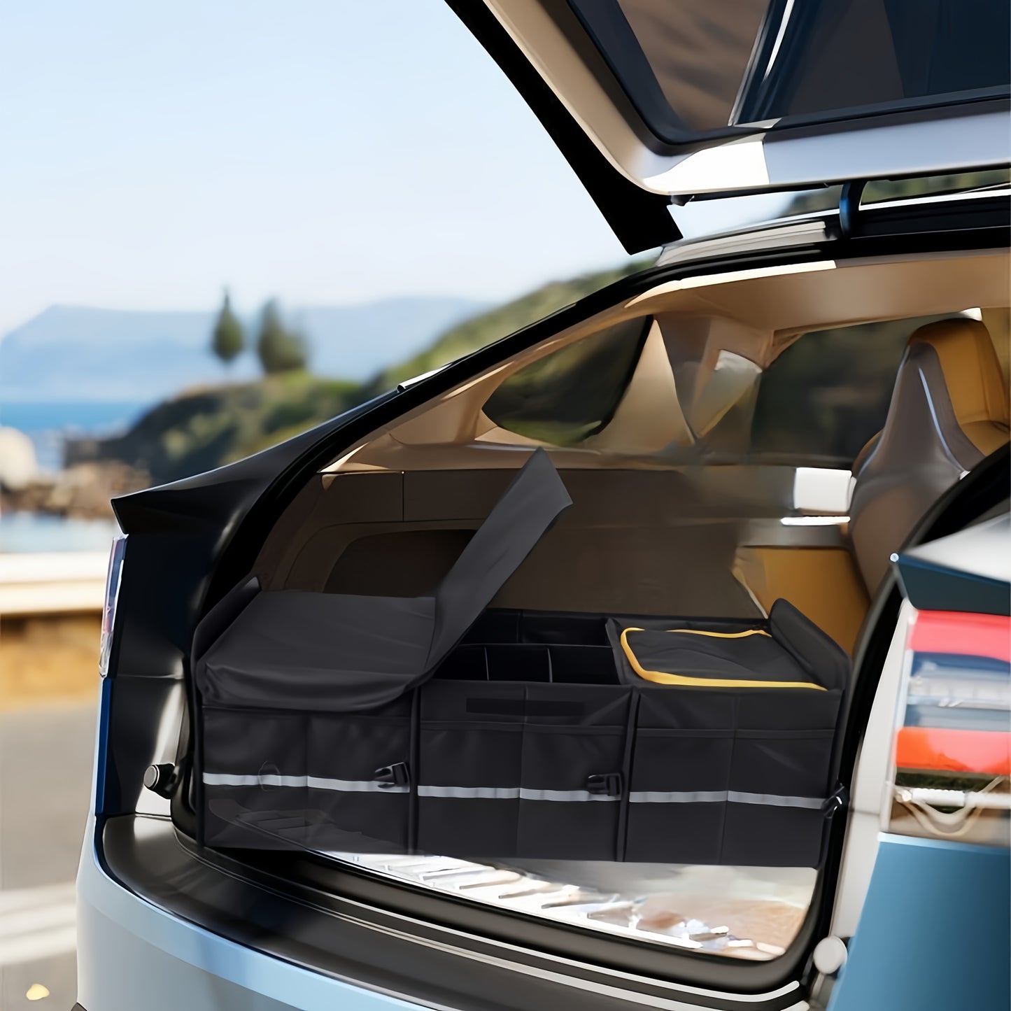 Versatile Suitcase Storage Bag with Leak-Proof Cooler and Dividers