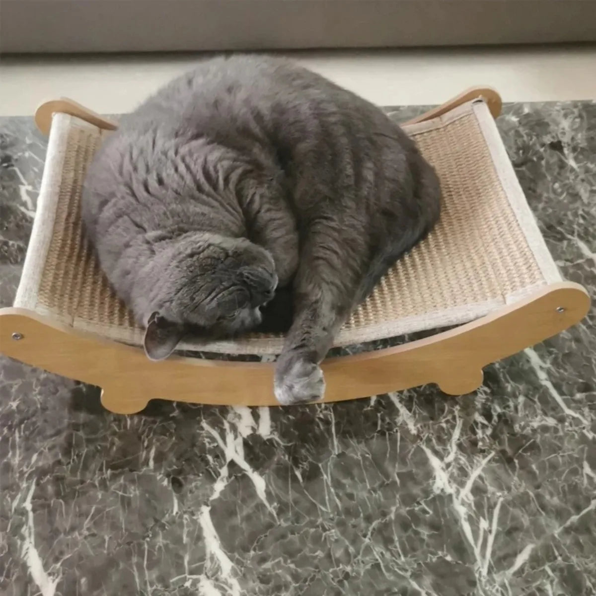 Sichuan Wooden Cat Scratching Pad Bed Wear Resistant